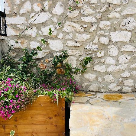 Mpolanos Guesthouse Himara Kültér fotó